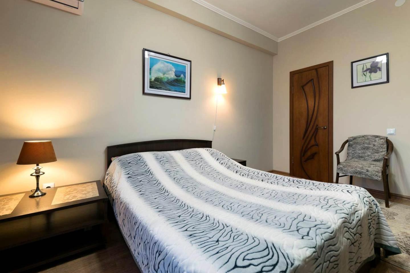 Apartment Nadezhda On Kazybek Bi St.