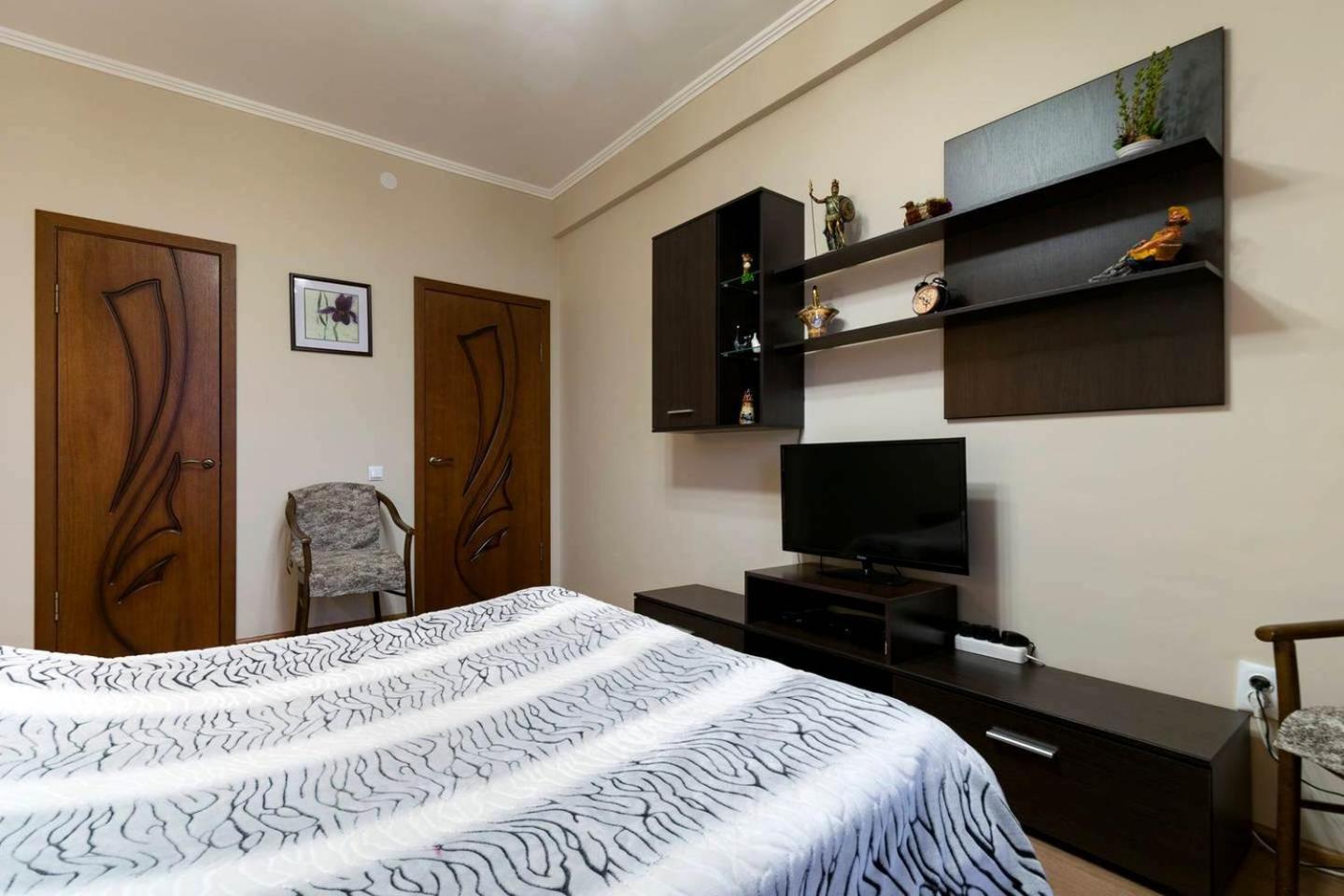Nadezhda On Kazybek Bi St. Apartment